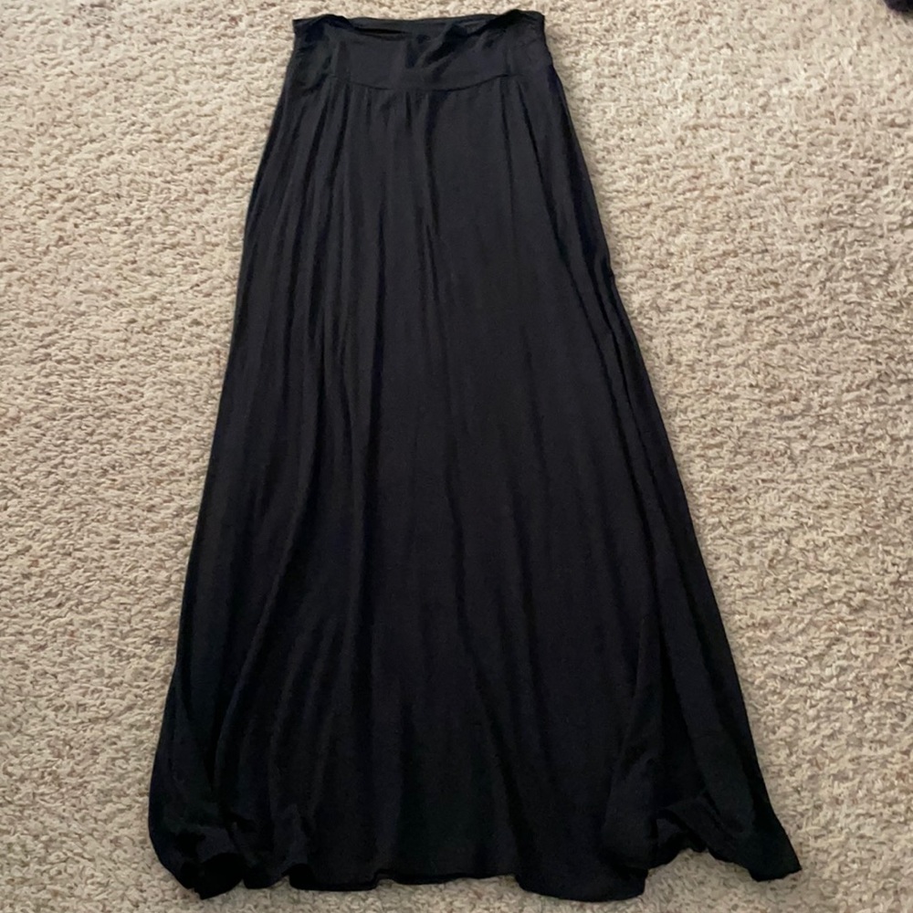 Women’s maxi skirt